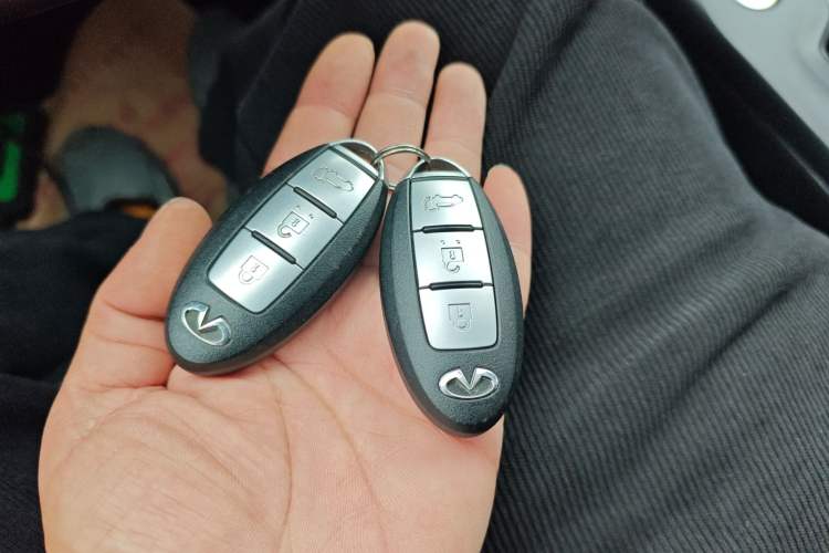 Used Infiniti QX50 2018 2.0T Two-Wheel-Drive Elite Edition