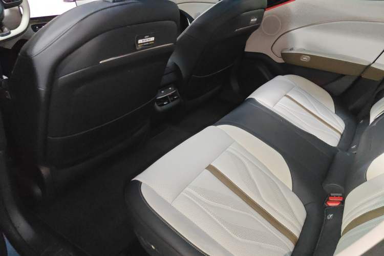 Used Zeekr 007GT 2025 Four-Wheel Drive Intelligent Driving Version 75 kWh
