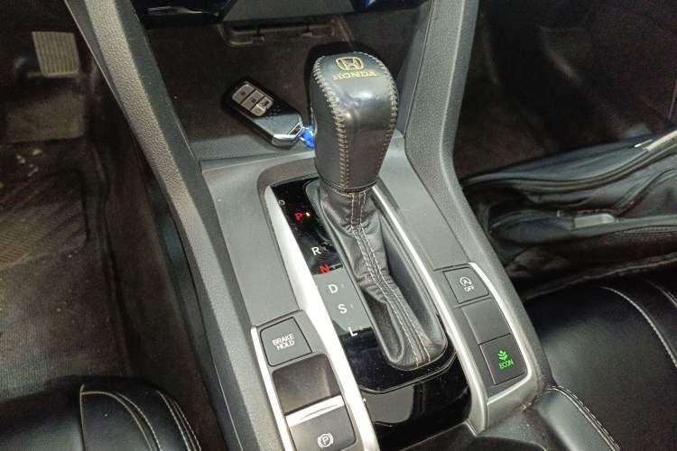 Used Honda Civic 2019 220TURBO CVT Dynamic Edition China VI Gear Lever