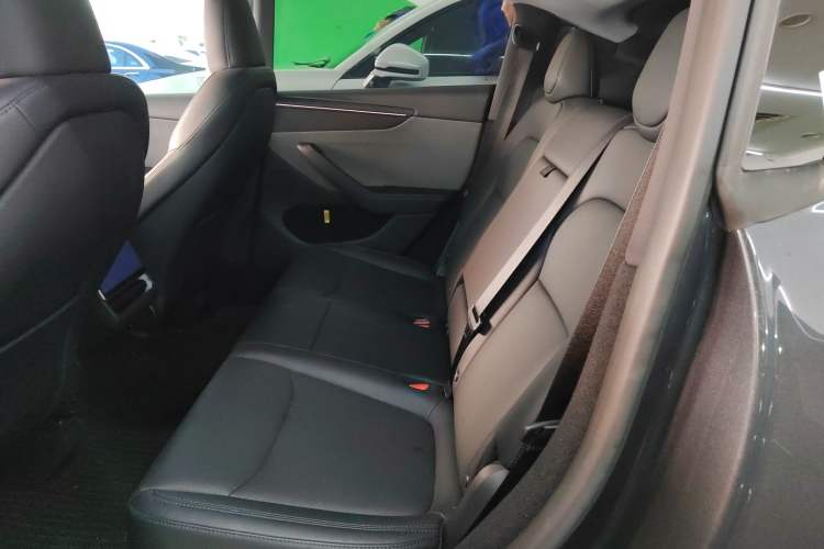 Used Tesla Model Y 2025 Rear-Wheel Drive First Edition
