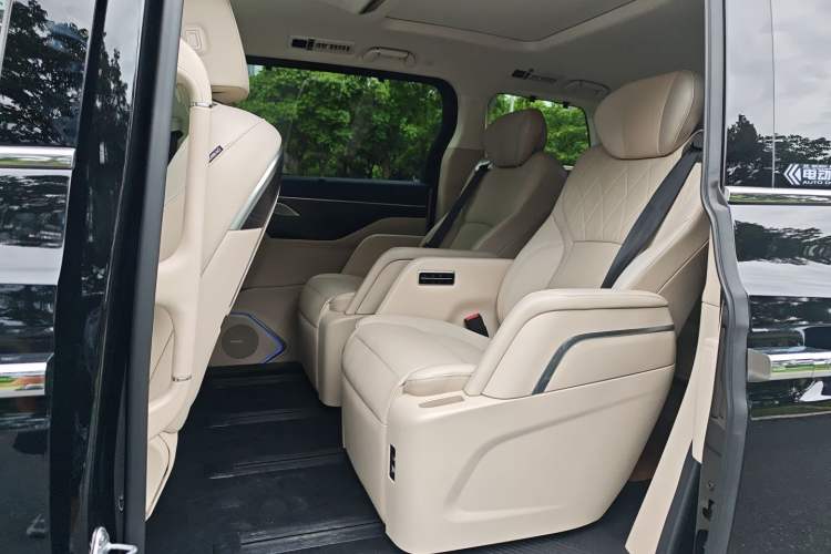 Used Wey Gaoshan 2023 Four-Wheel Drive Flagship Edition