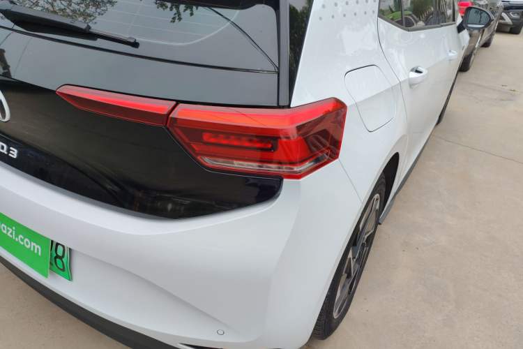 Used Volkswagen ID.3 2023 Upgraded Model Pure Intelligent Enjoyment Version Exterior 3