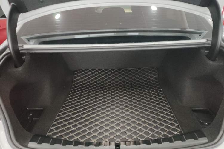 Used BMW 3 Series 2024 325Li M Sport Night Edition Package Trunk