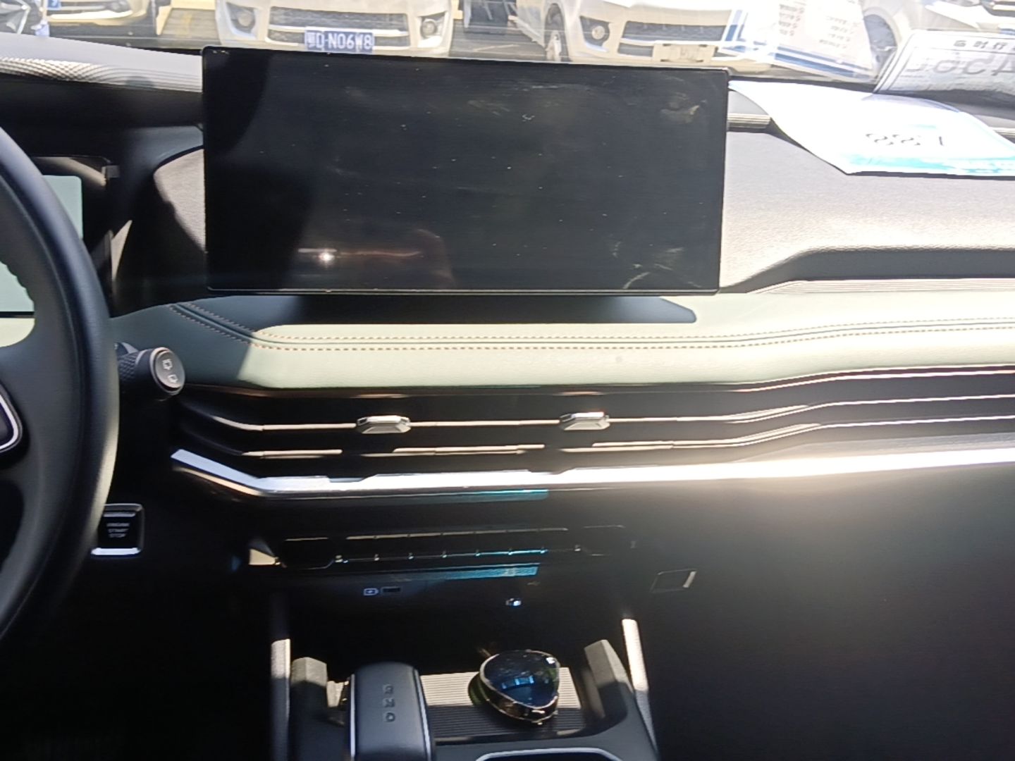 Geely Auto Haoyue L 2023 2.0T DCT Luxury Version — снимка 20