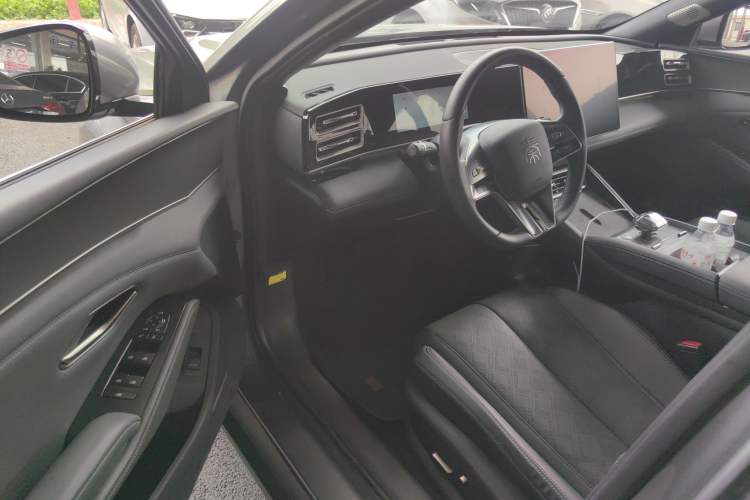 Used BYD Qin L 2024 DM-i 120KM Excellence Model
