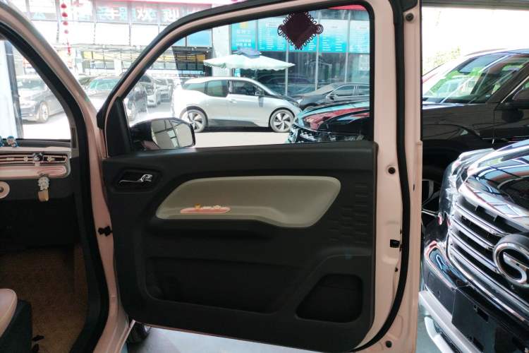 Used Wuling Hongguang MINIEV 2022 Macaron Premium Model – Lithium Iron Phosphate