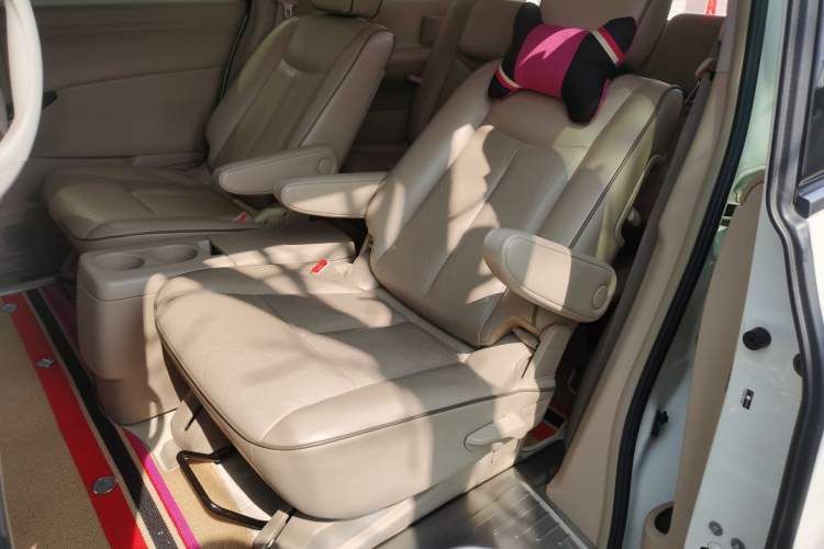 Used Nissan Quest 2015 3.5L SL
