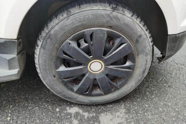 Used Ford EcoSport 2017 1.5L Manual Comfort Model Right Front Wheel Hub