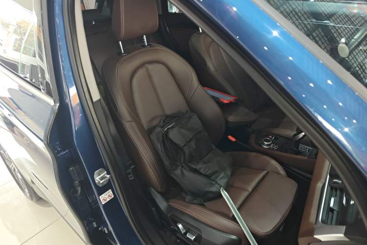 Used BMW X1 2021 sDrive25Li Leading Model
