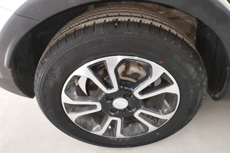 Used Geely Auto Vision X3 2017 1.5L Automatic Elite Model
