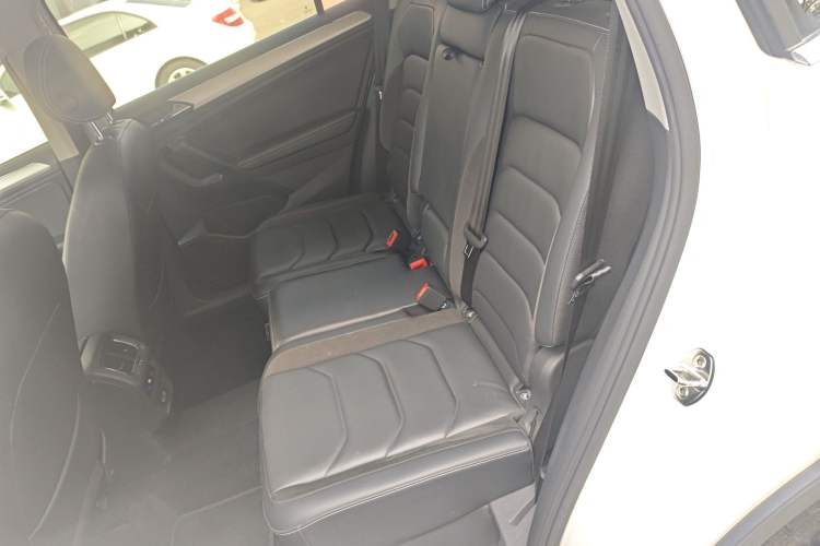 Used Volkswagen Tiguan L 2018 330TSI Automatic Two-Wheel Drive Luxury Edition