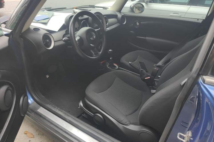 Used MINI 2011 1.6L ONE Left Front Seat