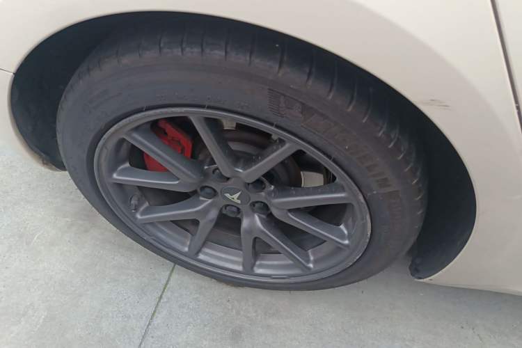 Used Tesla Model 3 2019 Standard Range Rear-Drive Upgraded Version