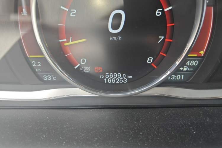 Used Volvo XC60 2015 T5 AWD Smart Drive Edition
