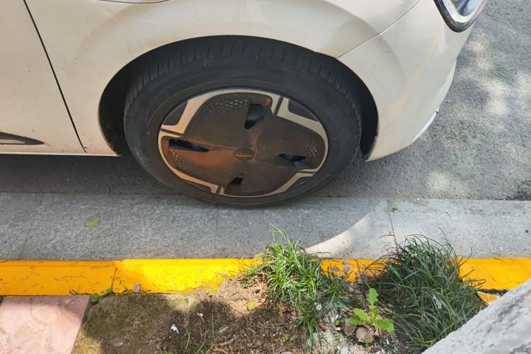 Used Dongfeng NAMMI 01 2024 New Edition 330 Plus Smart+