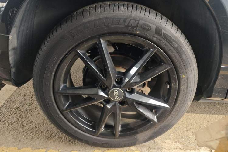 Used Audi Q2L 2018 35 TFSI Fashion Dynamic Version China VI Emission Standard