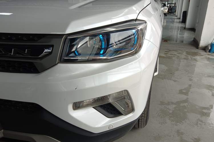 Used Changan CS75 2016 1.8T Automatic Elite Model China V Standard
