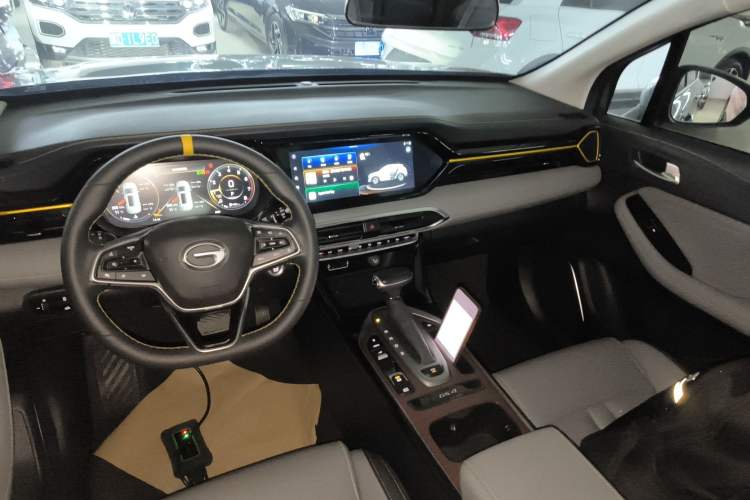 Used GAC Trumpchi GS4 2022 270T Automatic Smart Drive Technology Edition (Upgraded Version) Audio And AC Panel