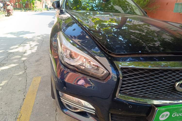 Used Infiniti Q70 2019 Q70L 2.0T Elite Plus Version
