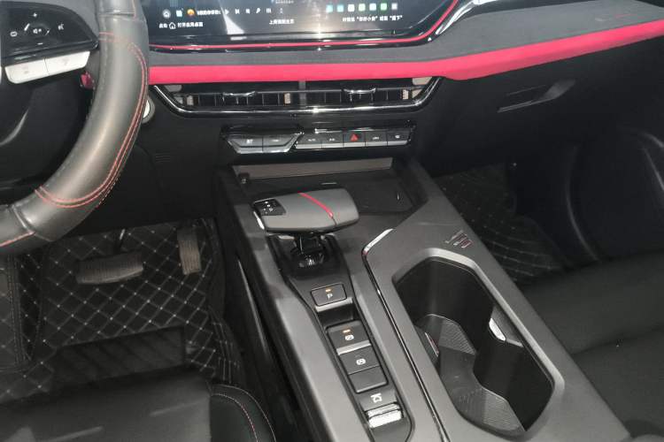 Used Changan X5 PLUS 2025 1.5T DCT Excellence Edition