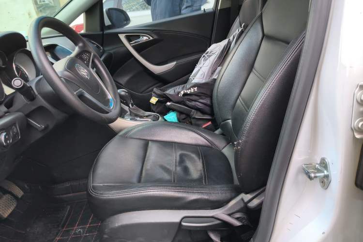 Used Buick GT 2014 XT 1.6L Automatic Fashion Edition