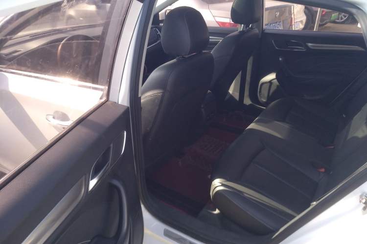 Used Roewe i6 2020 PLUS 1.6L CVT 4G Connected Glory Flagship Edition