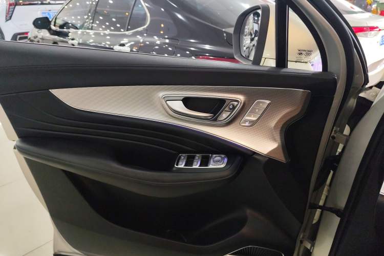 Used Roewe RX5 MAX 2019 300TGI Automatic Smart Cabin Flagship Edition