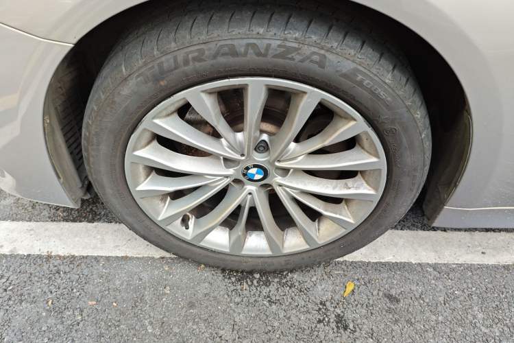 Used BMW 5 Series 2018 525Li Luxury Package
