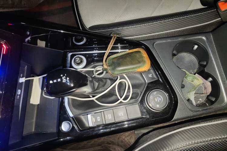 Used Volkswagen Tayron X 2020 380TSI Four-Wheel Drive Prestige Connected Version Gear Lever