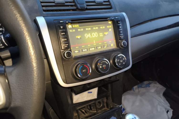 Used Zotye Z300 2014 1.5L Value Edition Manual Elite Model
