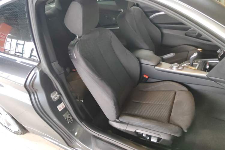 Used BMW 4 Series 2019 425i M Sport Package
