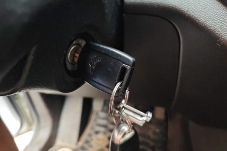 Used Wuling Hongguang V 2019 1.5L Jingqu Version L2B Vehicle Key