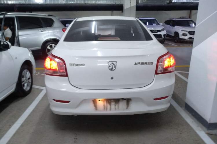 Used Baojun 630 2014 1.5L manual standard version