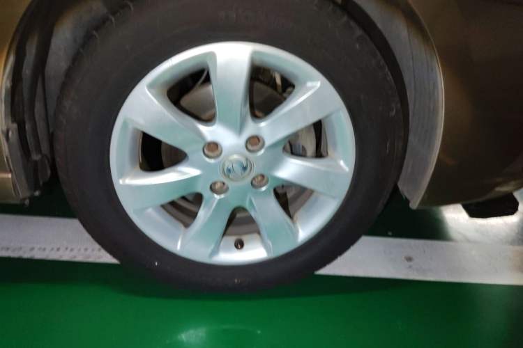 Used Dongfeng Aeolus A60 2012 1.6L Automatic Prestige Model