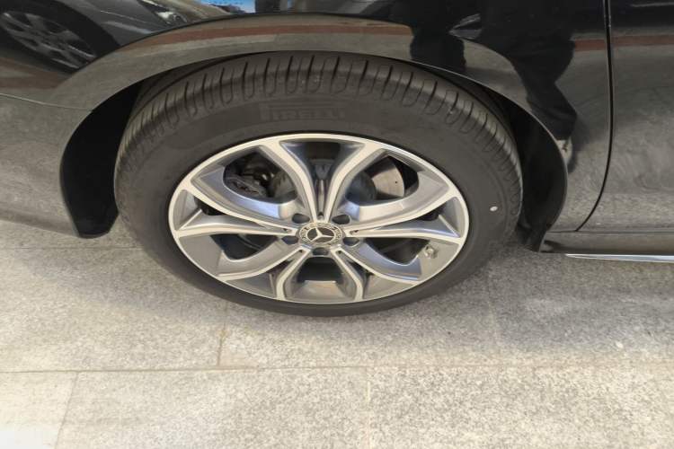 Used Mercedes-Benz E-Class 2022 Second Facelift E 300 L Sport Luxury Edition
