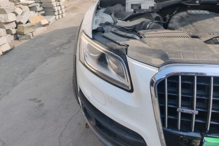 Used Audi Q5 2017 Plus 40 TFSI Technology Model