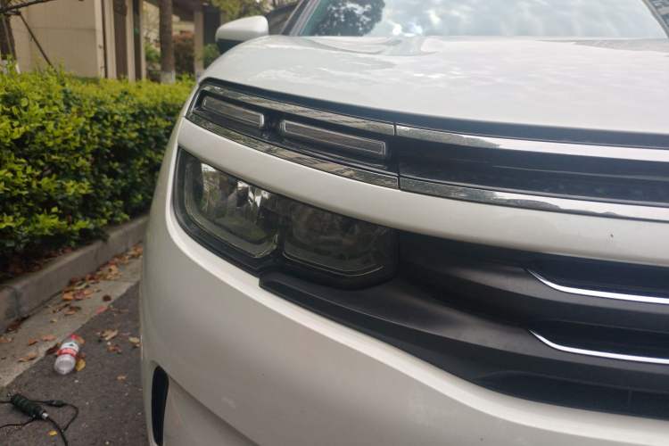 Used Citroen C5 AIRCROSS 2017 350THP Luxury Model Right Front Headlight