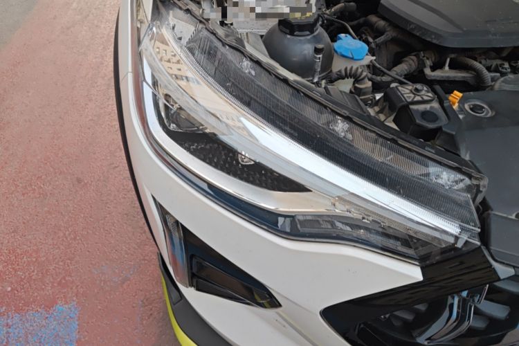 Used Haval LHERY 2021 High-Performance Version 1.5T Golden Rabbit Right Front Headlight