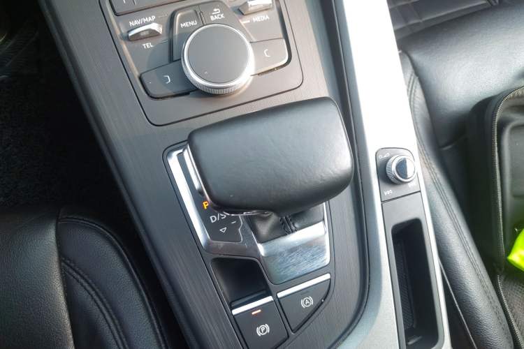 Used Audi A4L 2019 40 TFSI Ambition China VI