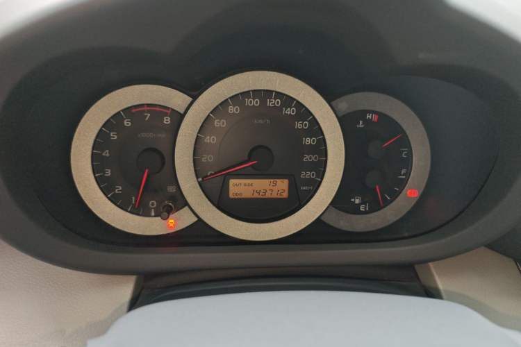 Used Toyota RAV4 2009 2.4L Manual Luxury Edition