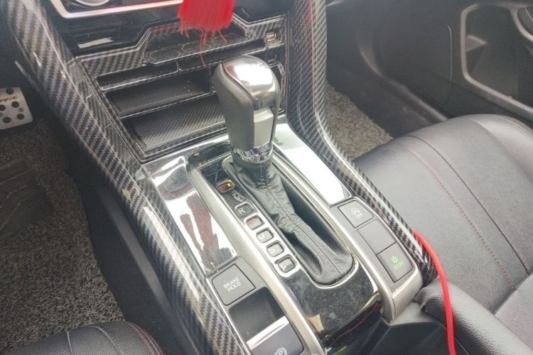 Used Honda Civic 2016 220TURBO CVT Luxury Edition Gear Lever