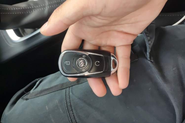 Used Buick Velite 6 2023 430km Range Commuter Version Vehicle Key