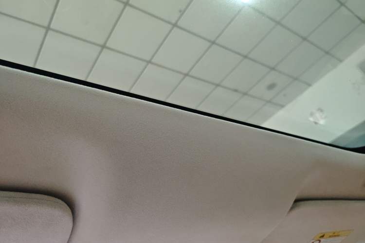 Used Hima AITO M8 2025 Extended-Range Max+ Version 53.4 kWh 6-Seater Edition Headliner