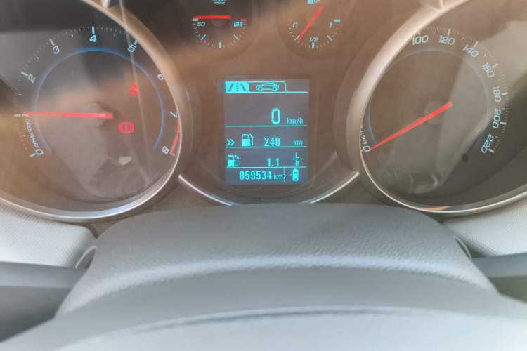 Used Chevrolet Cruze 2015 1.5L Classic SE MT
