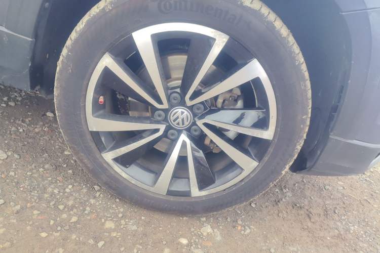 Used Volkswagen Tharu 2019 280TSI Two-Wheel Drive Luxury Version China VI Standard Exterior 4