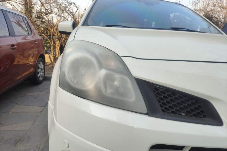 Used Renault Koleos 2010 2.5L Four-Wheel Drive Bose Limited Edition