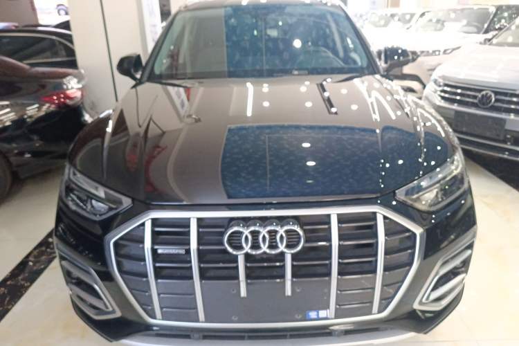 Used Audi Q5L 2022 40T Fashionable and Elegant Model