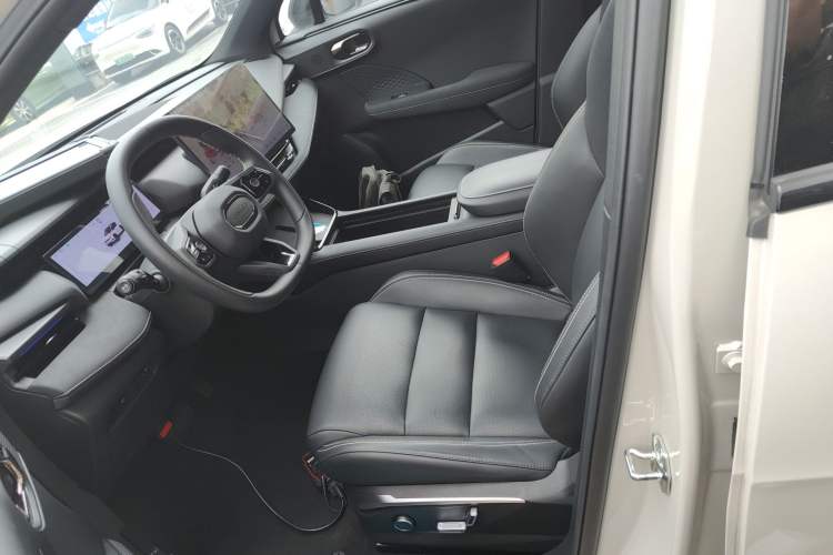 Used Lynk & Co 06 2025 Renew 1.5T Halo