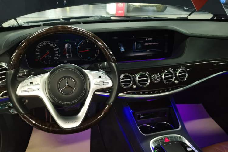 Used Mercedes-Benz Maybach S-Class 2020 S 450 4MATIC Collector's Edition Gear Lever