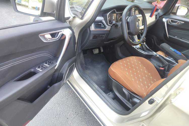 Used Geely Auto Vision X3 2019 Upgraded Model 1.5L CVT Prestige Version
